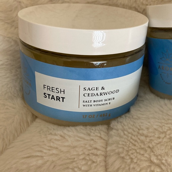 NEW Bath & Body Works Sage & Cedarwood Salt Body Scrub (set of 2) - Picture 2 of 7